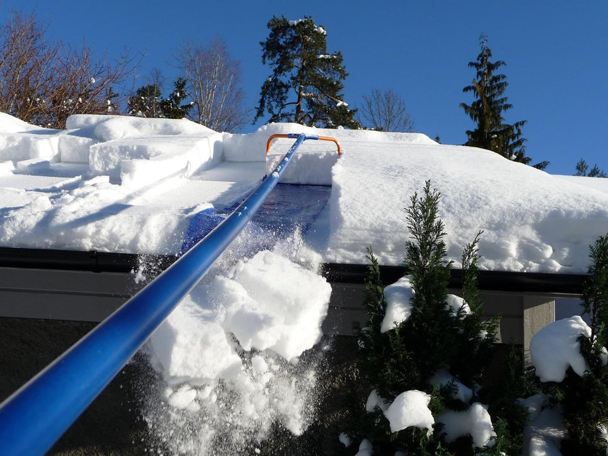 Avalanche Original 500 Roof Rake with 17-Inch Head, Slide Material and 1.5-Inch Wheels, 16 Feet Long for Snow Removal on Standard Asphalt Shingled Roofs